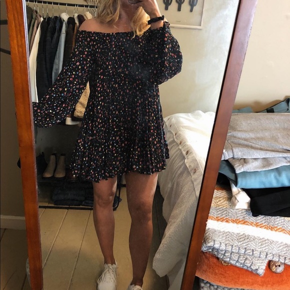 Floral print off the shoulder dress - Picture 2 of 4